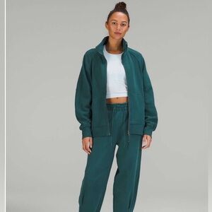 Lululemon Scuba Oversized Funnel-Neck Full Zip 
M/L in  Green Jasper